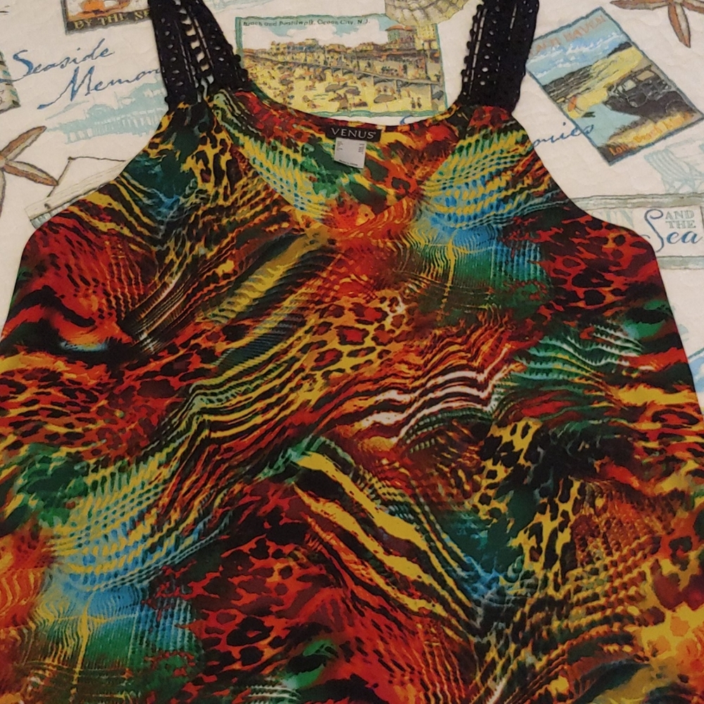 Venus Tank top